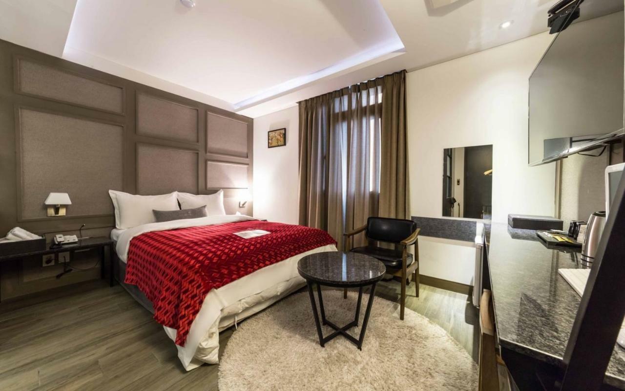 Design Hotel Ddeul& Osan Ngoại thất bức ảnh
